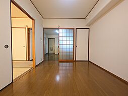 居間