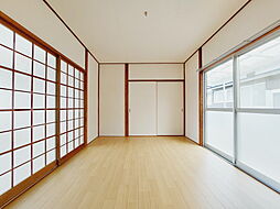 居間