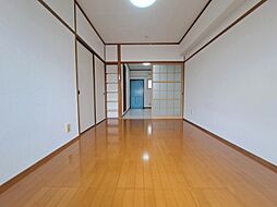 居間