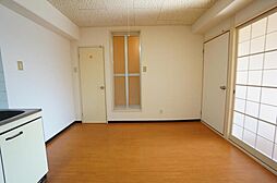 ベル・サンローズ 302 号室 3階2DKのリビング/ダイニング