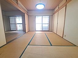 居間