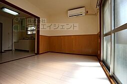 居間