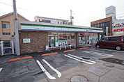 ファミリーマート 松山山越店