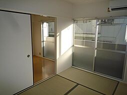 居間