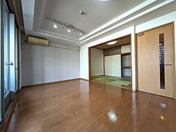 居間