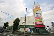 マックスバリュエクスプレス 大和つきみ野店 徒歩17分。スーパー 1360m
