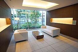 15 / 30