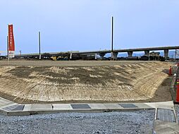 物件画像 駅徒歩3分子育て環境も整う60坪の建築条件なし売土地