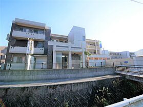 ニューガイア高野  ｜ 福岡県北九州市小倉南区高野4丁目（賃貸マンション2LDK・3階・64.27㎡） その1