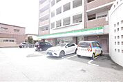 ファミリーマート 小倉下石田一丁目店(110m)