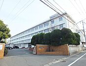 志徳中学校(860m)