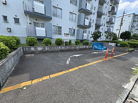 敷地内の一時荷下ろし場です