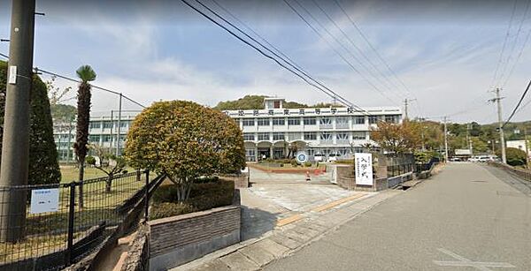 画像22:兵庫県立姫路商業高等学校