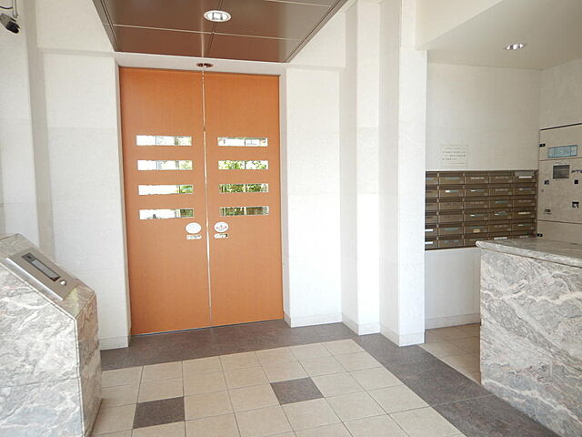 エントランス サーパス吹上真砂丁 2階/205