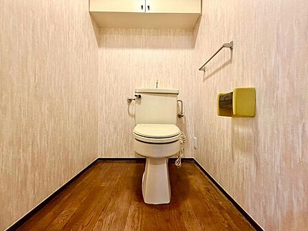 毎日使う場所だからこそ、使い勝手を考慮しました。白を基調に、飽きのこない空間は質感豊かな仕上がりとなっております。