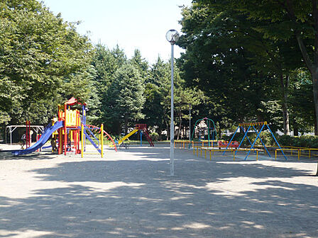 平間公園 740m