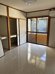 居間