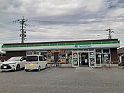 ファミリーマート 唐津中原店 700m