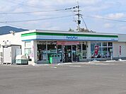 ファミリーマート 伊万里二里店 650m