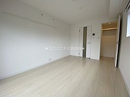 Y’s　TERRACEIII 1階1Kのリビング/ダイニング