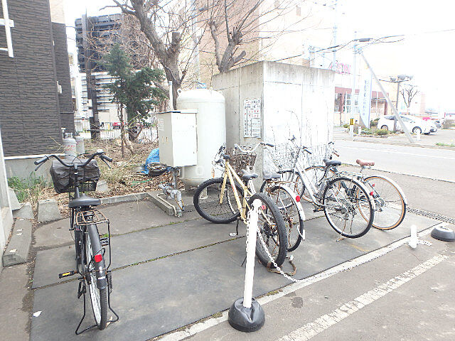 その他