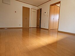 マーガレットIII 1階2LDKのリビング/ダイニング