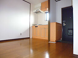 マイティプラザIII 2階2DKのリビング/ダイニング