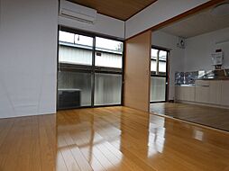 居間