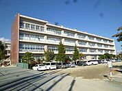 飯田市立丸山小学校（487m）