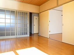 居間