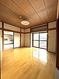 居間