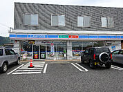ローソン 須坂墨坂南店（232m）