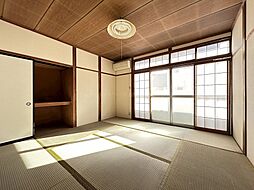 居間