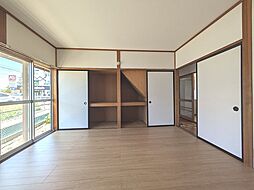 居間