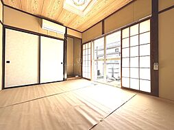 居間