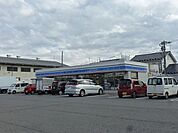 ローソン 長野西尾張部店（126m）