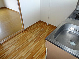 伊久間ハイツ3 2階1Kのリビング/ダイニング