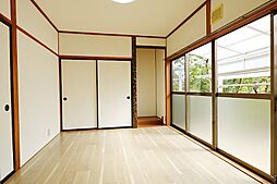 居間