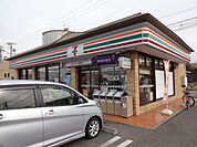 セブンイレブン 信州鞍掛店（81m）