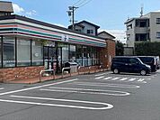 セブンイレブン 上田新田東店（61m）