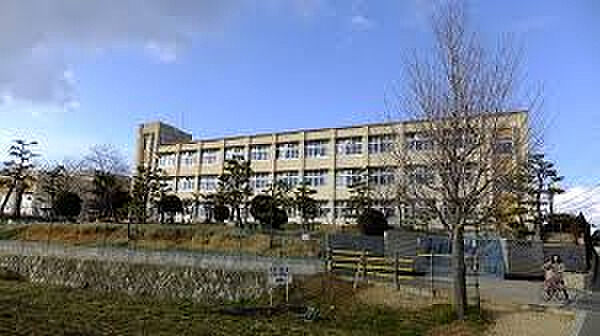 画像17:【小学校】 神戸市立岩岡小学校まで1476ｍ