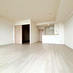 ソーラスフロント富船 14階2LDKのリビング/ダイニング