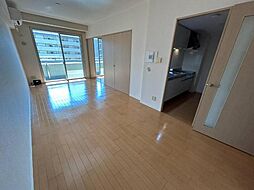 ソーラスフロント富船 8階2LDKのリビング/ダイニング