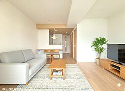 リブレスト三条リバーコート 1LDKのリビング/ダイニング