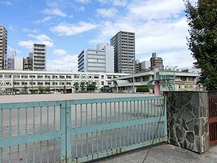 広島市立竹屋小学校まで546m(徒歩7分)