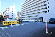 敷地内駐車場（屋外平面式）