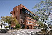日進市役所の外観