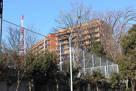 ライオンズマンション八事ガーデン参番館の外観(南東側から)
