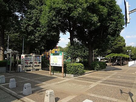 東柏ケ谷近隣公園965m