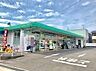 周辺：ドラッグスギヤマ南陽店■医薬品・化粧品・日用雑貨などを取り扱っており、処方箋の受け取りも可能です。食品もあるので、とても便利ですね！ 610m